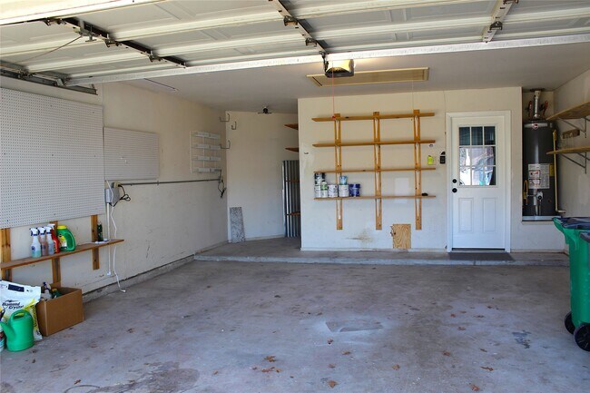 Building Photo - 1210 Three Forks Dr