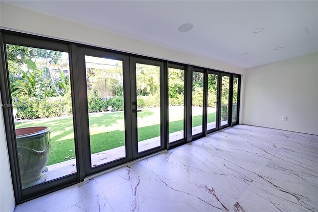 Building Photo - 3711 Battersea Rd