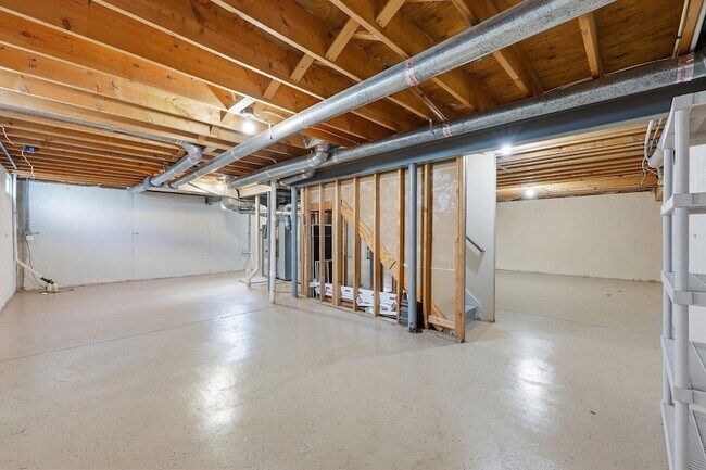 Building Photo - 4823 Vista Ridge Dr