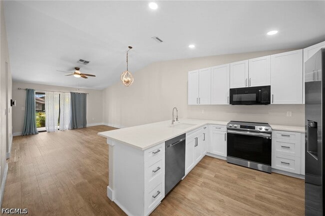 Building Photo - 17749 Grande Bayou Ct