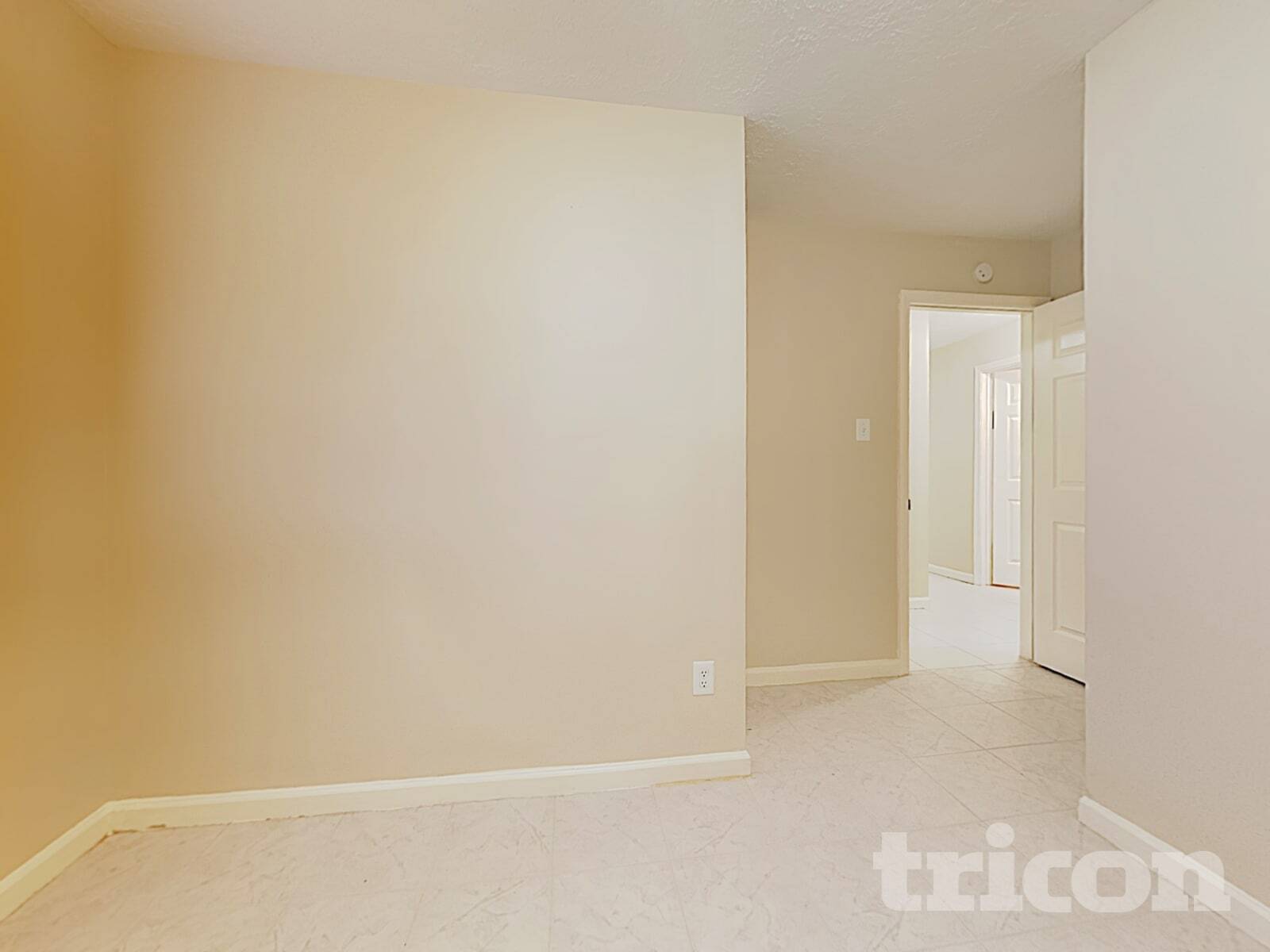 Building Photo - 3446 Edgecreek Dr