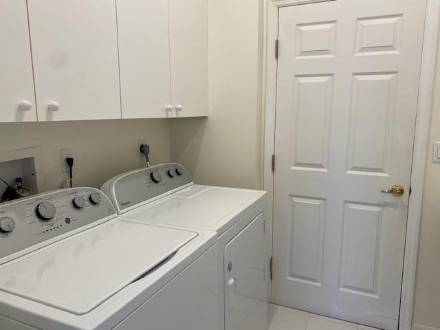 Building Photo - 2492 Addington Cir