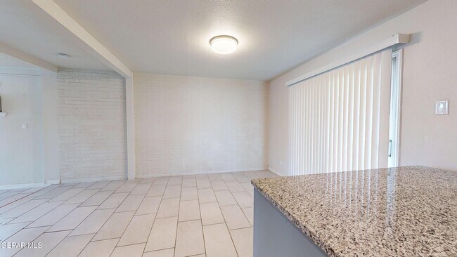 Building Photo - 10308 Windsor Dr