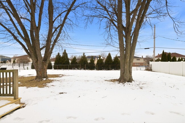 Building Photo - 19728 Glennell Ave