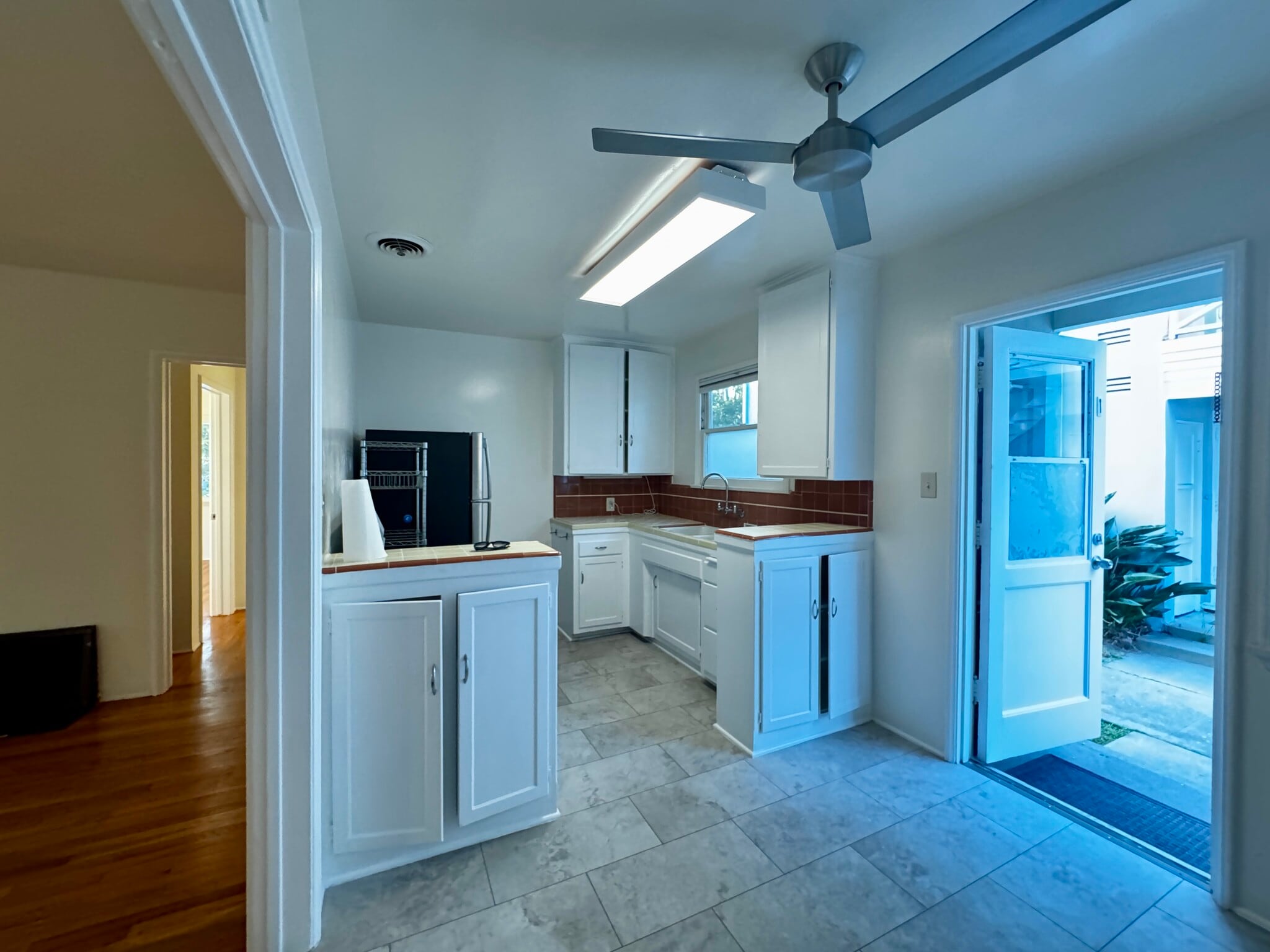 Kitchen - 11466 Washington Pl