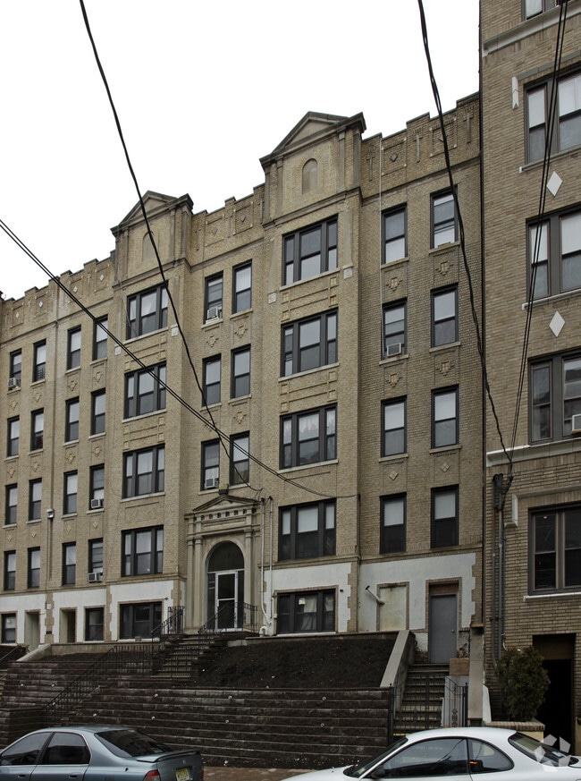 110 Glenwood Ave - Glenwood Hill