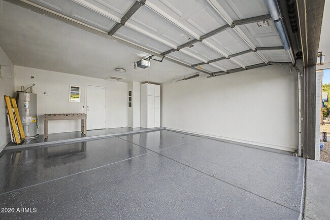 Building Photo - 11670 N 109th St