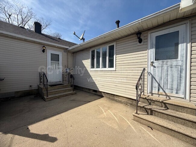 Building Photo - 1202 Cleveland St