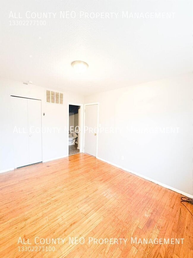 Building Photo - 19810 Shawnee Ave