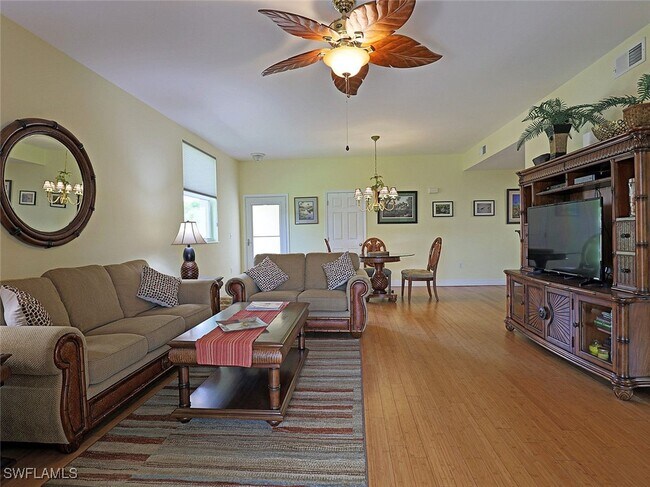 Building Photo - 15460 Bellamar Cir
