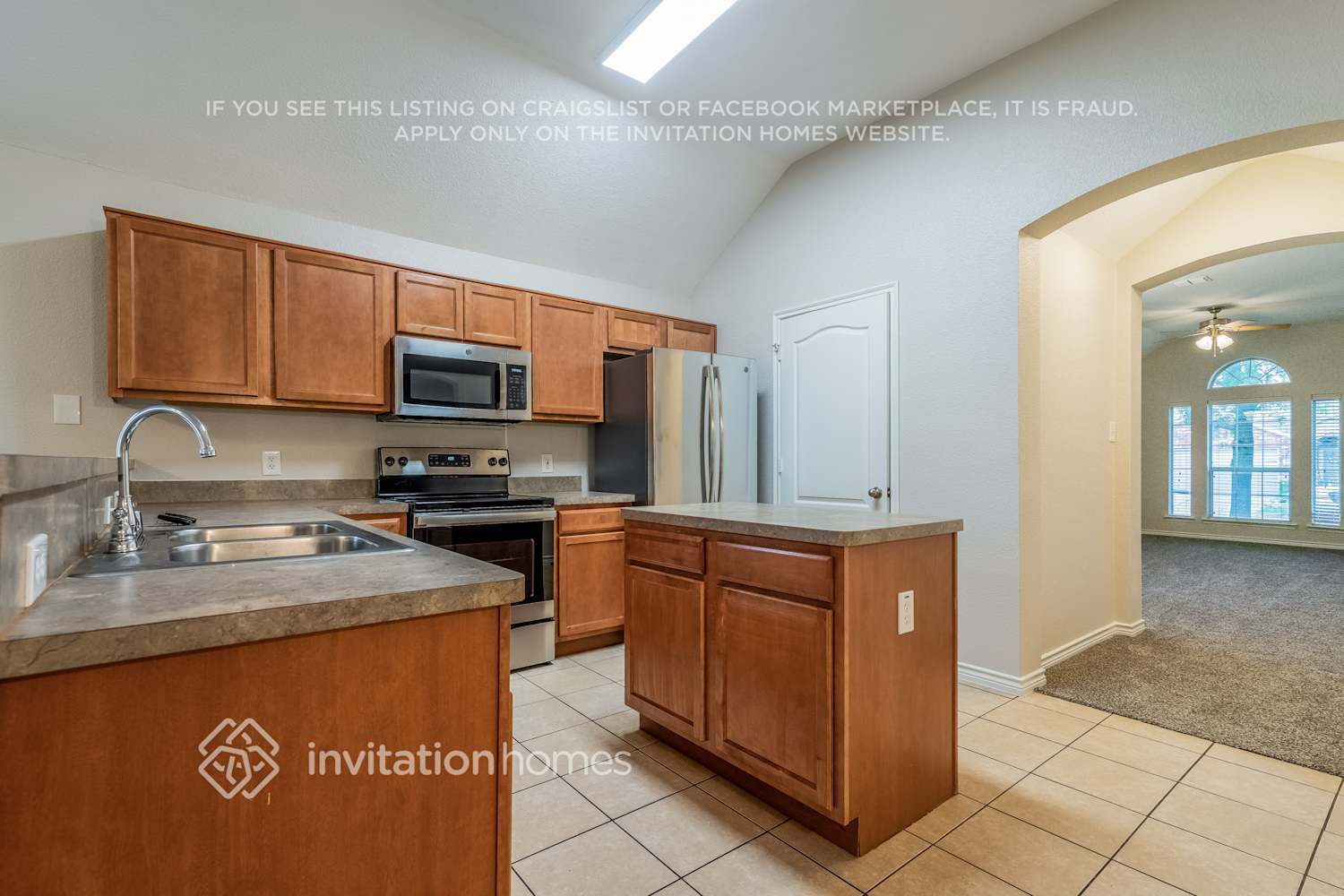 Building Photo - 3849 Cedar Falls Dr