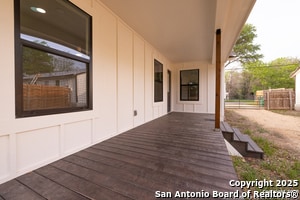 Building Photo - 1930 Lennon Ave