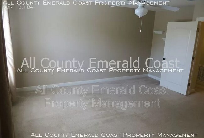 Building Photo - 425 Twin Lakes Ln