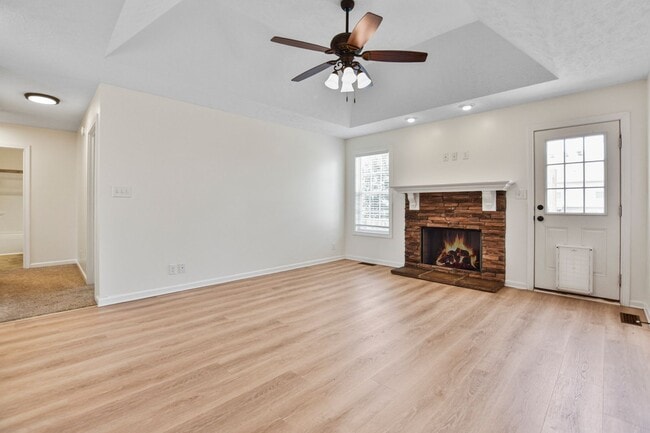 Building Photo - 3738 Suiter Rd