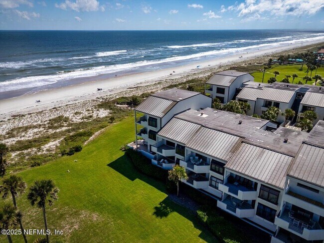 Building Photo - 739 Spinnakers Reach Dr