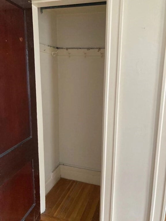 Building Photo - 43 Glenville Ave