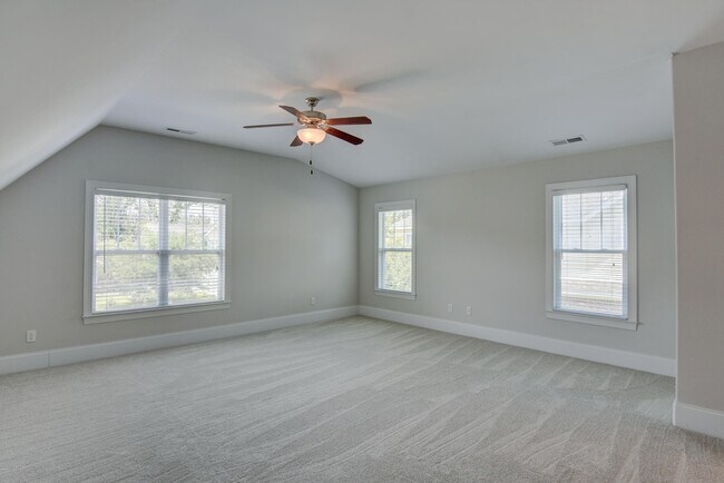 Building Photo - 8210 Porters Crossing Way