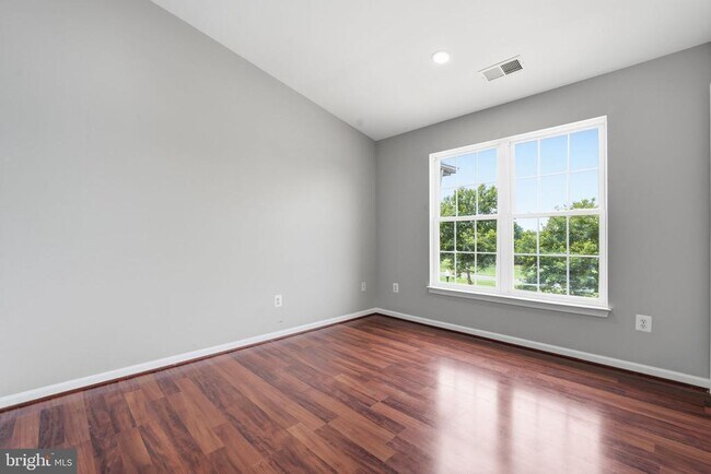 Building Photo - 25196 Whippoorwill Terrace