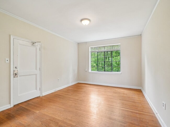 Floorplan - Cameron Court Apartments