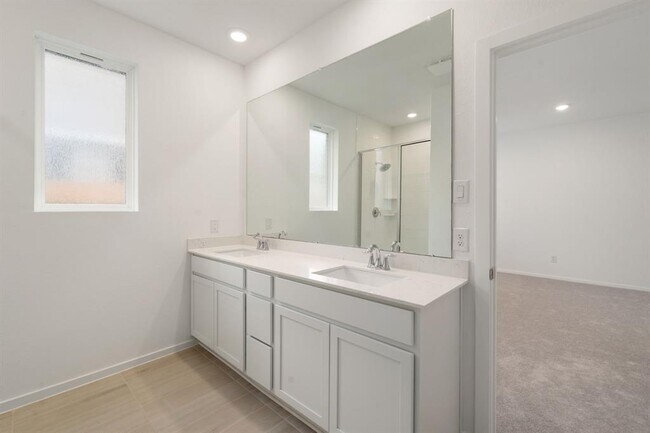 Building Photo - 6742 Sunset Velvet Dr