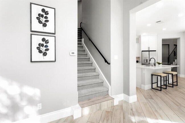 Building Photo - 13500 Coleto Creek Trail