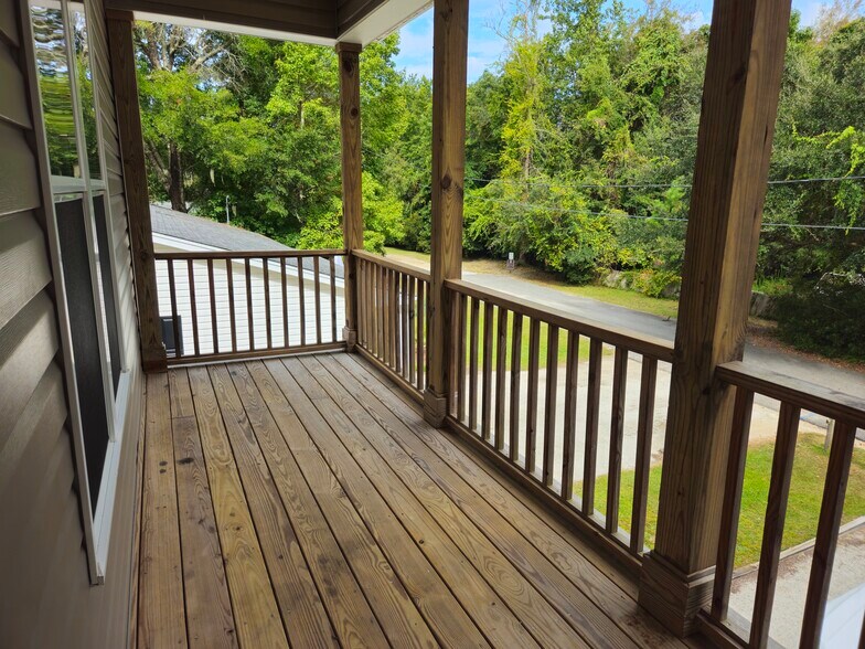 Building Photo - 112 Minnow Dr