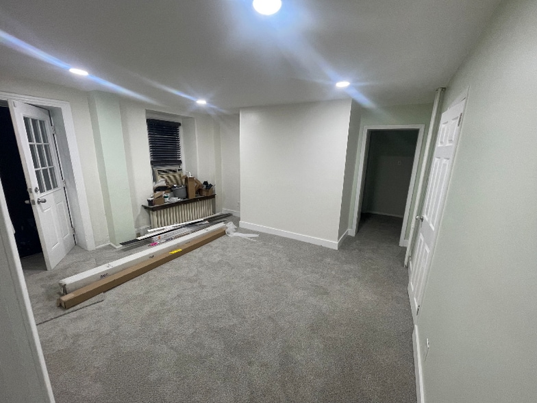 Building Photo - 1 Henvis Pl