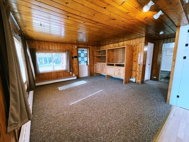 Building Photo - Unique and Updated Corner Lot Cabin in Mou...