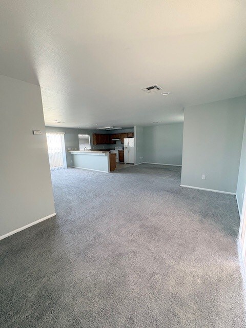 Building Photo - 42925 Madison St