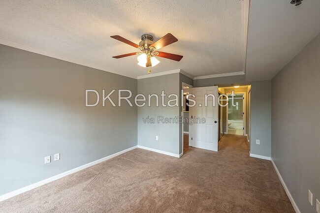 Building Photo - 795 Hammond Dr NE