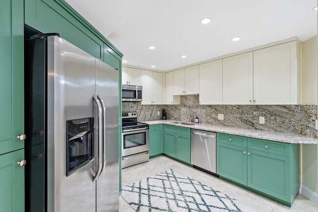 Building Photo - 3610 S Ocean Blvd