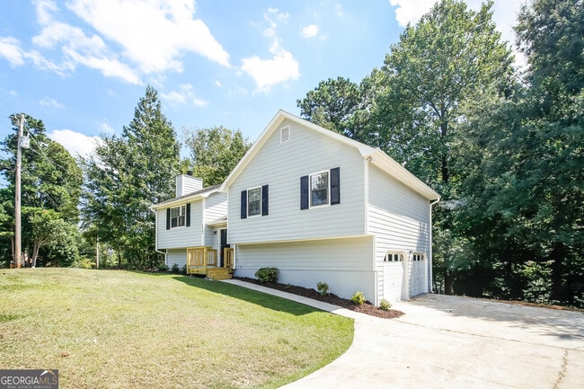 Building Photo - 2212 Cedar Creek Ln