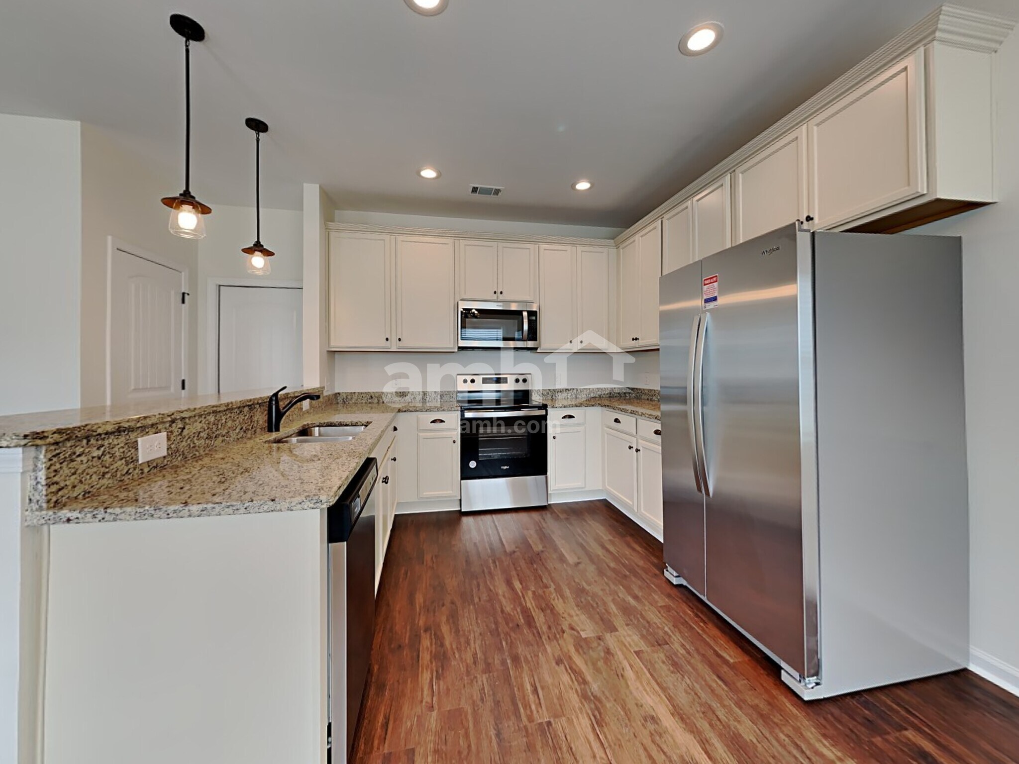 Building Photo - 455 Sunbury Dr