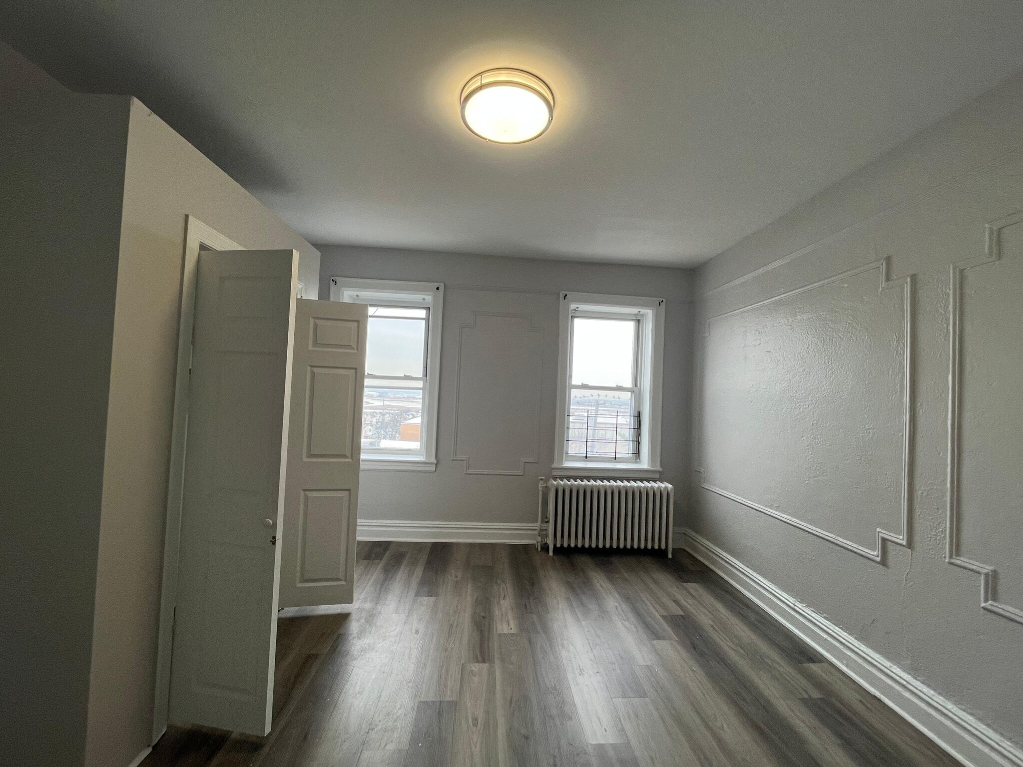 Building Photo - 7320 Kennedy Blvd