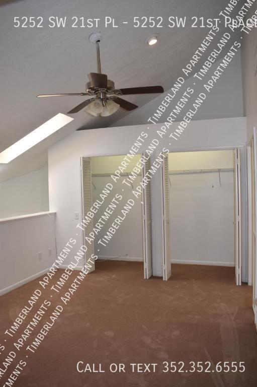 Building Photo - 5252 SW 21st Pl