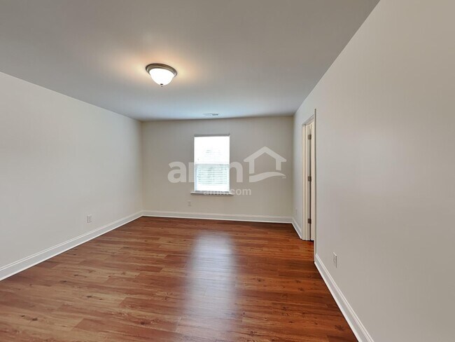 Building Photo - 3471 Shady Cove Ct