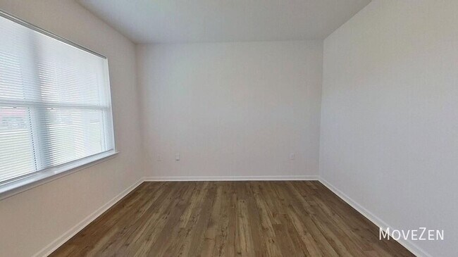 Building Photo - 3004 Platinum Pointe Dr-