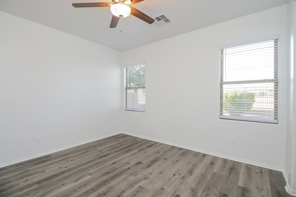 Building Photo - 2331 W St Catherine Ave