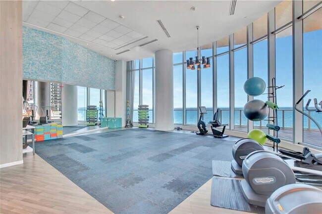 Building Photo - 4111 S Ocean Dr