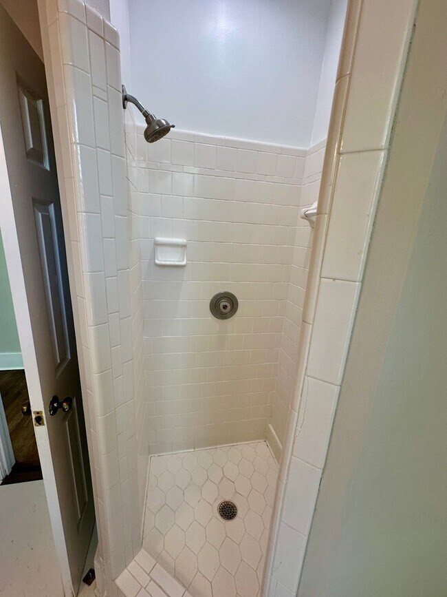 Building Photo - 3 BED | 2 BATH | ARDSLEY PARK | PRIVATE BACK PORCH