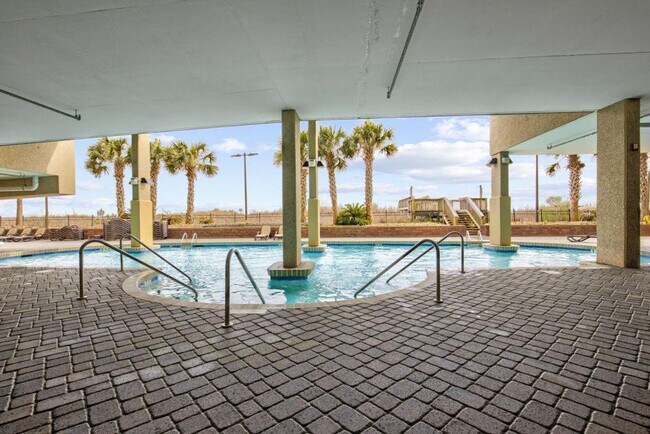 Building Photo - 1321 S Ocean Blvd