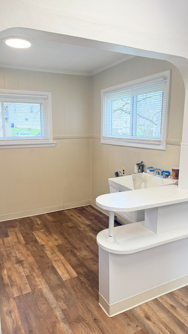 Building Photo - Large 4 bedroom single family home ready now!