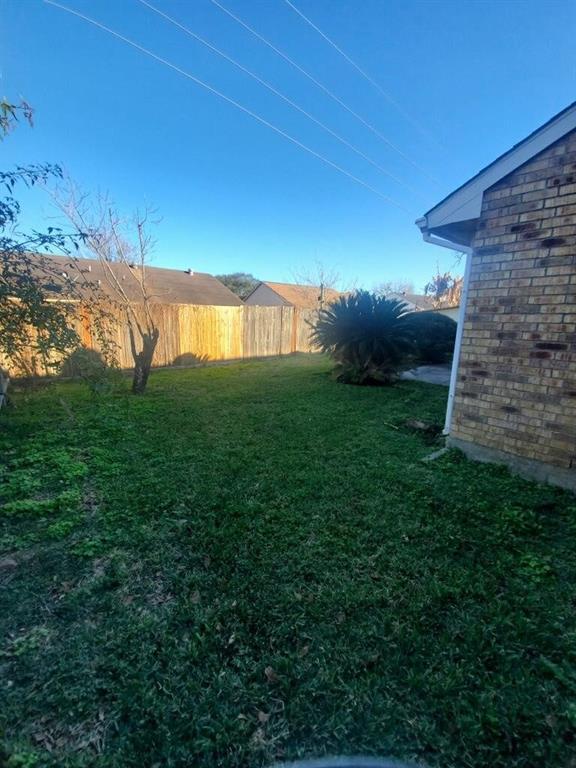 Building Photo - 7407 Addicks Clodine Rd