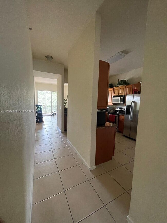 Building Photo - 3600 Oaks Clubhouse Dr