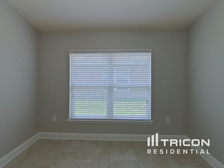 Building Photo - 14511 Dunrobin Dr