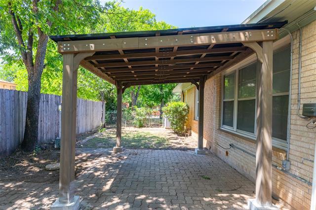 Building Photo - 473 College Dr