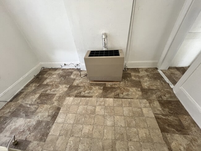 Building Photo - 347 S 100 E