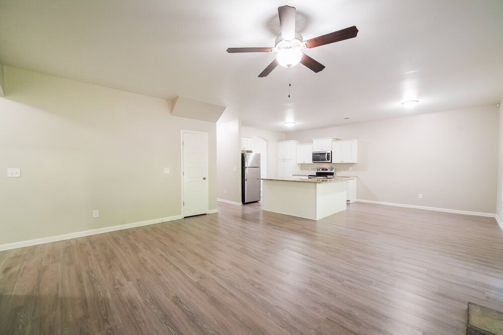 Building Photo - 149 Lindsey Dr