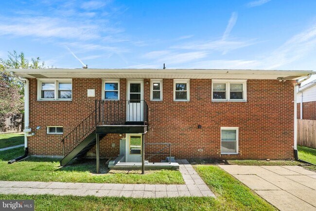 Building Photo - 7020 Quander Rd