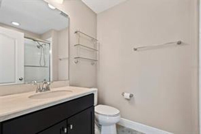 Building Photo - Baldwin Park three story townhome